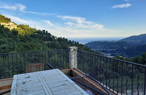Castellar House | For vacations between sea and mountains 5 km from menton 5 km from italy 15 km from monaco