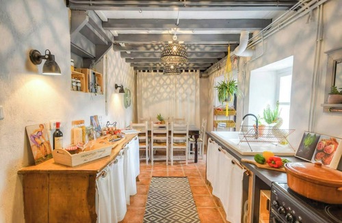 Autevielle-Saint-Martin-Bidere House | Riverside house with farm animals in Béarn