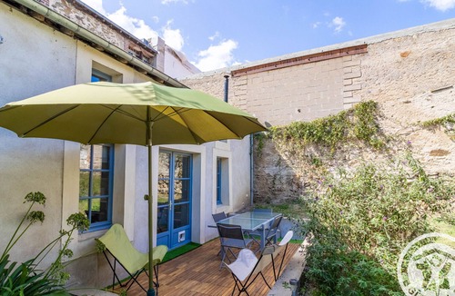 Ingrandes Cottage | Cozy House by the Loire with Terrace