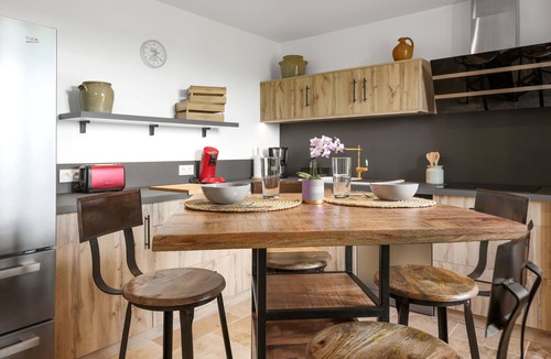 Saint-Romain-et-Saint-Clement House | Gite Les Roses