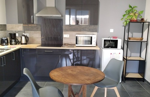 Labastide-Castel-Amouroux Apartment | Fully equipped 30m2 house in the countryside. Near Casteljaloux.