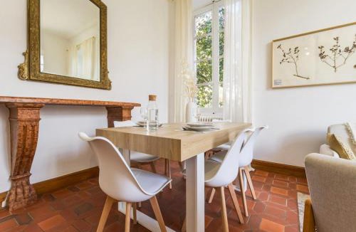 Saint-Etienne-de-Montluc House | Gîte Charmant au Château - Wifi & Parking Inclus - FR-1-306-1329