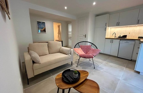 Saint-Martin-de-Seignanx Apartment | Gîte des Millepertuis - Landes