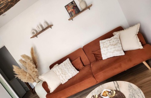 Vianne Apartment | Gîte de 55m2 pour 2 à 3 personnes, au cœur de la Bastide, draps, serviettes, wifi, clim et inclus