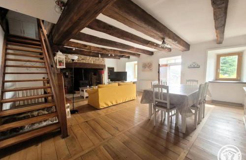 Champagnac-la-Prune Apartment | Gîte de France Gite les vergnes 3 épis - Gîte de France 6 personnes MAE-9263