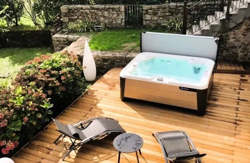 La Roche-Canillac Villa | Gîte de France (sleeps 6)