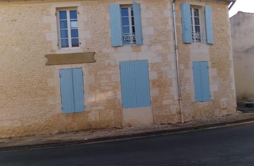 Mosnac House | Gîte de l'ancienne boulangerie de Mosnac