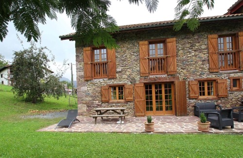 Saint-Etienne-de-Baigorry House | Gîte Etxola