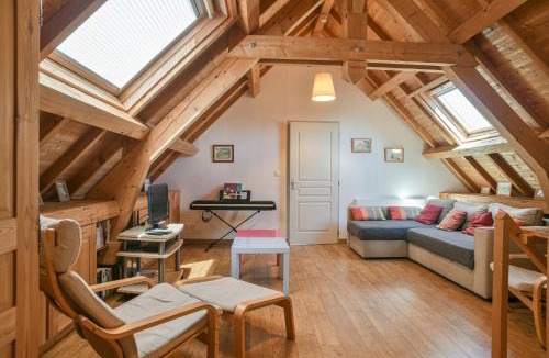 Les Avenieres House | Gîte Les Tulipes, En Isère
