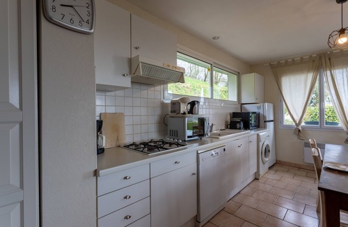Lagarde House | Gîte Mathieu – Cozy House 10 min from Lourdes, Private Terrace & Garden, WiFi, Parking