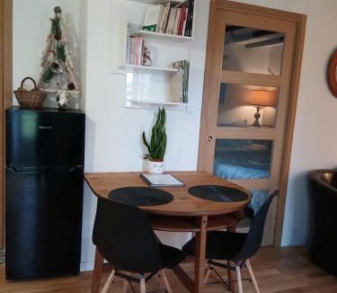 Conquereuil Apartment | Gîte Nature et climatisé entre Nantes et Rennes - Le Poney Rouge