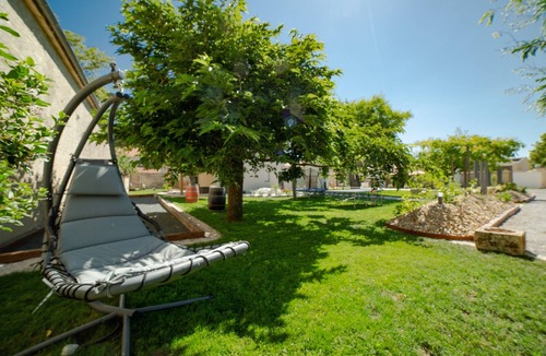 La Jarrie House | Gîte Rose Trémière and Cabane with Private Terrace, Shared Garden, and Pool by Kaz'Concept