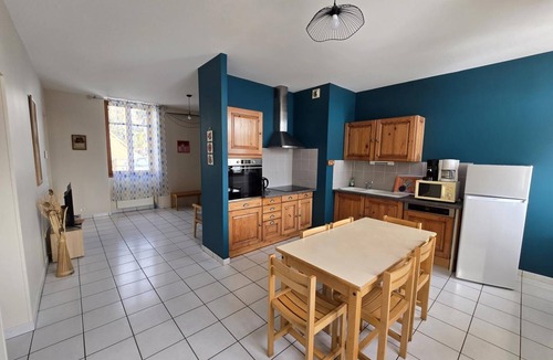 Thoiry House | Gîte - THOIRY - Gîte