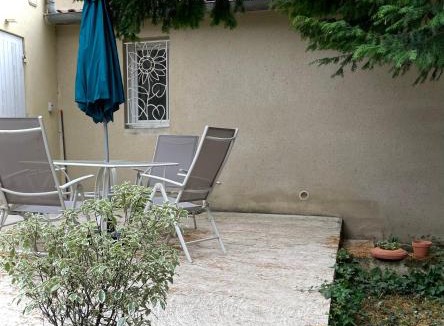 Saint-Pey-de-Castets House | Gîtes Cinéma Piscine proche de Saint Emilion