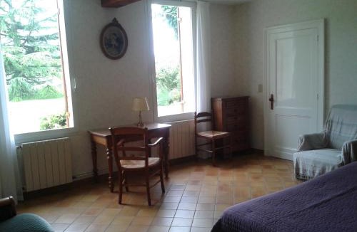 Gardegan-et-Tourtirac House | Galot La Chapelle