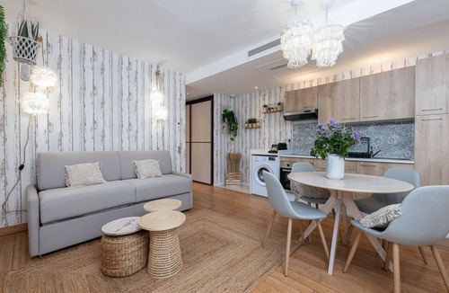 Antibes Apartment | Garden Apartment La Bohémienne, Mandara Beach