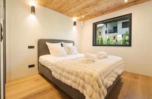 Saint-Gervais-les-Bains Apartment | Gervais Chalet with Great Views