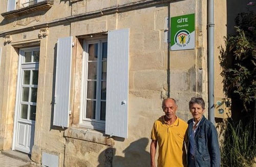 Baignes-Sainte-Radegonde Cottage | Gite Baignes-Sainte-Radegonde, 4 bedrooms, 7 persons