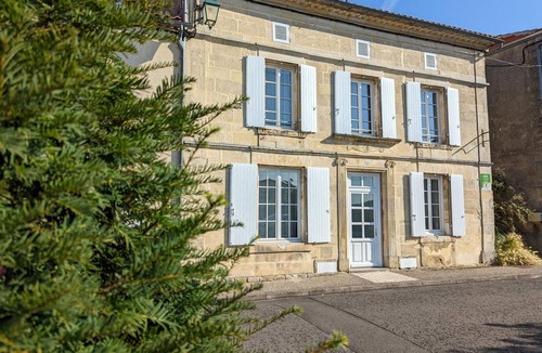 Baignes-Sainte-Radegonde Cottage | Gite Baignes-Sainte-Radegonde, 4 bedrooms, 7 persons