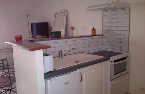 Meusnes House | GITE DU FOUR A PAIN DU MOULIN LASNIER - NATURA 2000- SWIMMING POOL- PETS WELCOME-