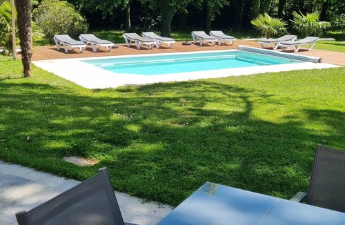 Thorigne Cottage | Gîte du Ruban Vert with private swimming pool