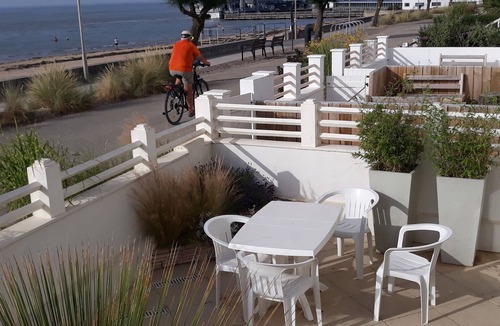 Fromentine Cottage | Gîte in house facing sea and beach, at the gateway to Yeu and Noirmoutier islands