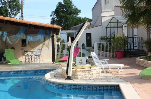 Saintes House | GITE LACCALMIE 17 - MATHE BRILLOUET CLAUDINE ET PATRICE