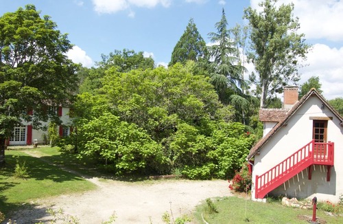 Langon House | Gîte surrounded nature, Sologne, outdoor Nordic bath, park 1.5 hours, small pond