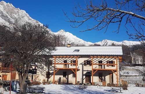Saint-Michel-de-Maurienne House | Gites DE Beaune - LE Perron DES Encombres