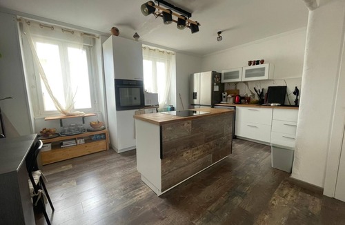 Hendaye Apartment | Good fountain, spacious apartment a stone's throw from the Spanish border