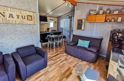 L'Aiguillon-sur-Vie House | Gorgeous home in L'Aiguillon-sur-Vie