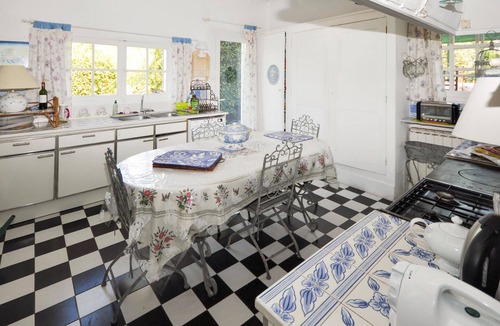 Plascassier House | Gorgeous home in Plascassier with WiFi