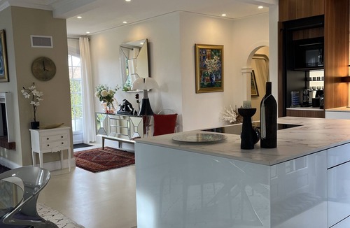 Andernos-les-Bains House | Grand Standing air-conditioned family home with heated spa pool and sauna.