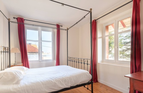 Le Pouliguen House | Grande maison 19p vue mer au Pouliguen