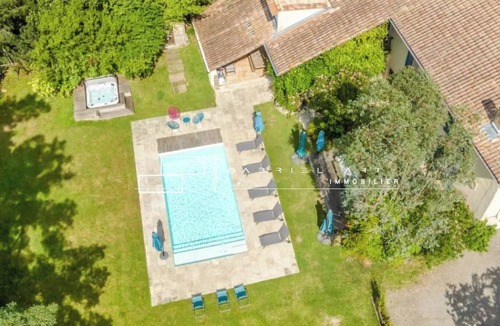Saubrigues Cottage | Grande Maison, Piscine, 2 Hectares de Forêt, 14 Personnes