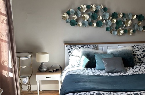 Folles Bed & Breakfast | Guest Room 'La Chambre Octave at La Parenthèse' with Private Garden and Wi-Fi