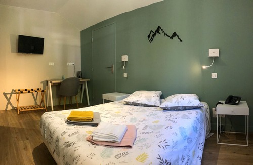 Bagneres-de-Bigorre Hotel | Hôtel Ô Chiroulet