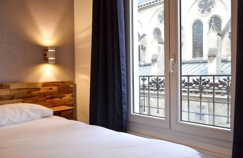 Amerique Hotel | Hôtel de la Perdrix Rouge