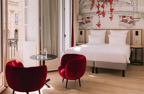 Hotel de Ville - Quinconces Hotel | Hôtel Majestic