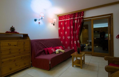 Argentiere Apartment | Happy Moose - Cosy Mont Blanc View apartment with sauna and swimming pool