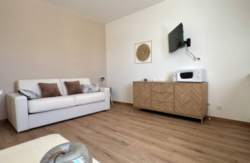 Breuillet Apartment | HAVANE Studio, brand-new, near Royan and the beaches—quiet and fully equipped