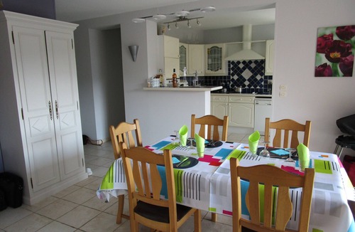 Bagnols-en-Foret Villa | Hibernate in a Villa facing south and fenced 15 km from the Côte d'Azur. 6 adults + baby