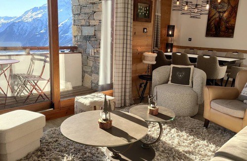 Les Eucherts Apartment | High-End Apartment in La Rosière 1850, 5 Rooms for 10 Guests, Ski-In/Ski-Out