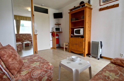 Chamrousse Apartment | High standard studio, south balcony, 3 sleeps
