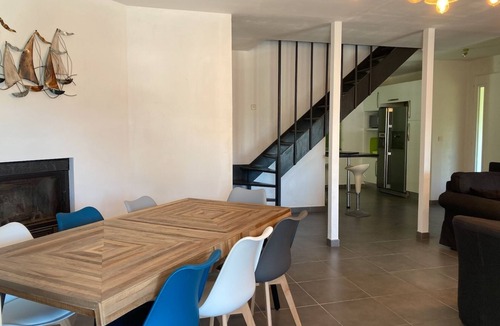 La Croix-Valmer Apartment | High villa, nice amenities, swimming pool, near the sea, La-Croix-Val