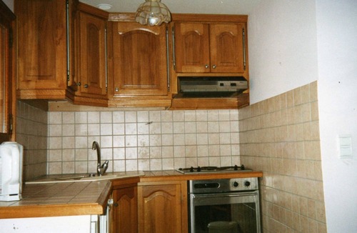 Castellar Apartment | Hilltop Village Apartment with Superb Sea and Mountain Views