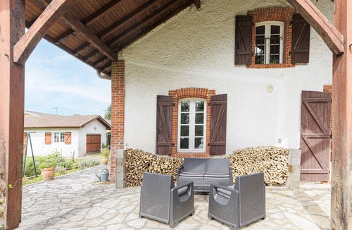 Saint-Vincent-de-Tyrosse House | Holiday Home “La Bastide – Tyrosse” - Conciergerieland