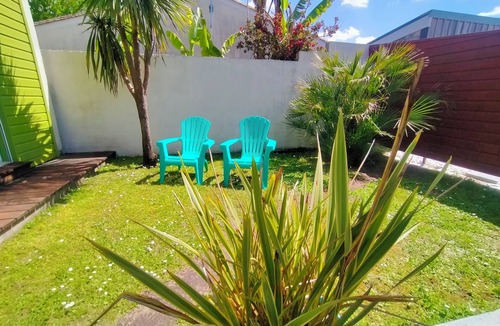 Brach Cottage | Holiday cottage with private hot tub between Bordeaux and Lacanau ocean