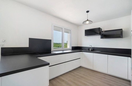 Saint-Cernin-de-Larche House | Holiday Home Alfaro with Private Pool