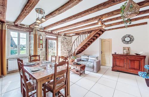 Saint-Martin-la-Meanne House | Holiday Home Gîte Saint Sauveur by Interhome